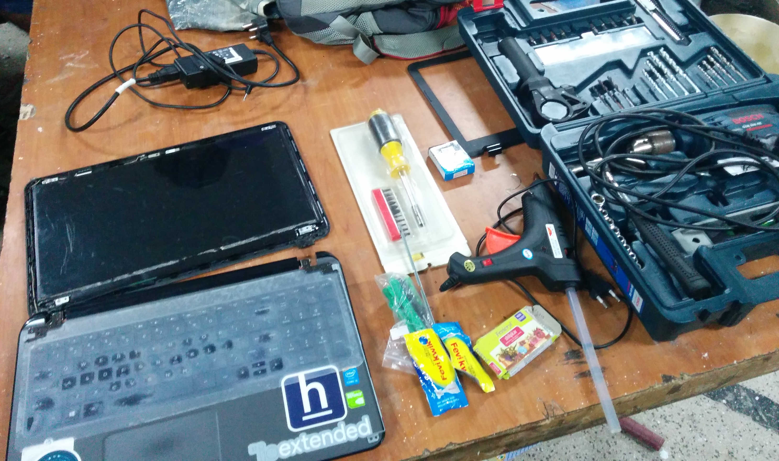 laptop-repair-tools